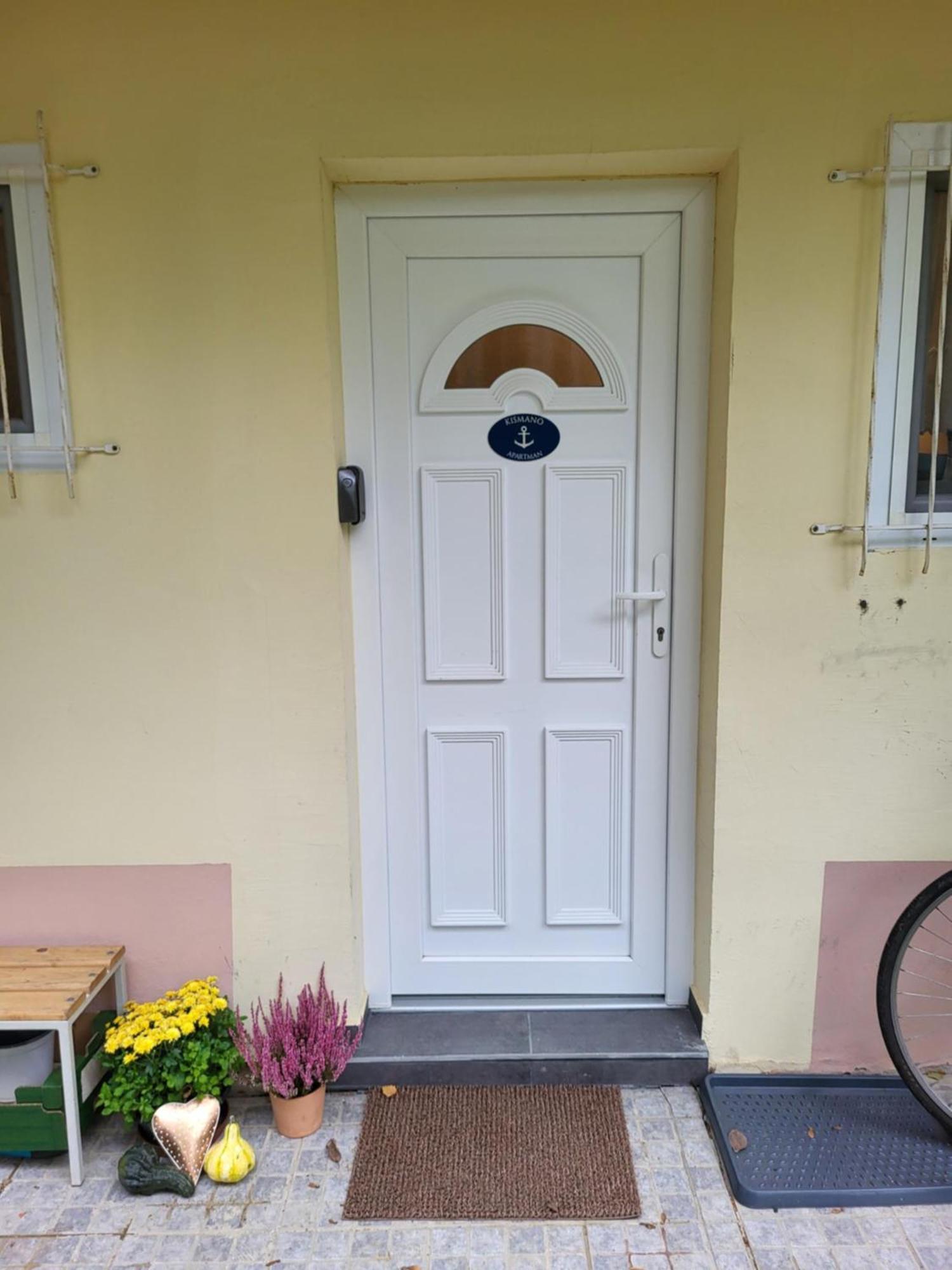 Kismano Apartman Orfu Exterior photo
